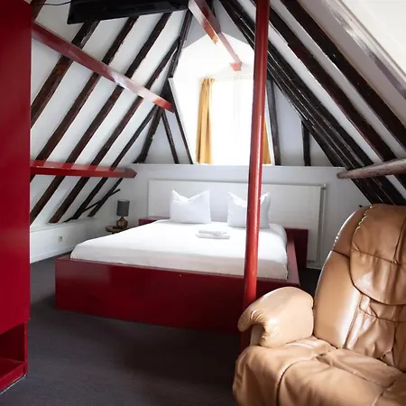 Internationaal * Amsterdam