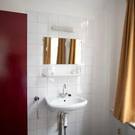 Internationaal Hotel *