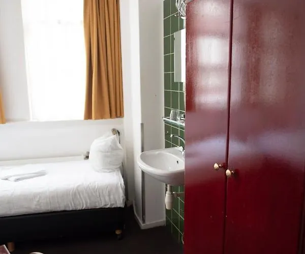 国际酒店 酒店 *